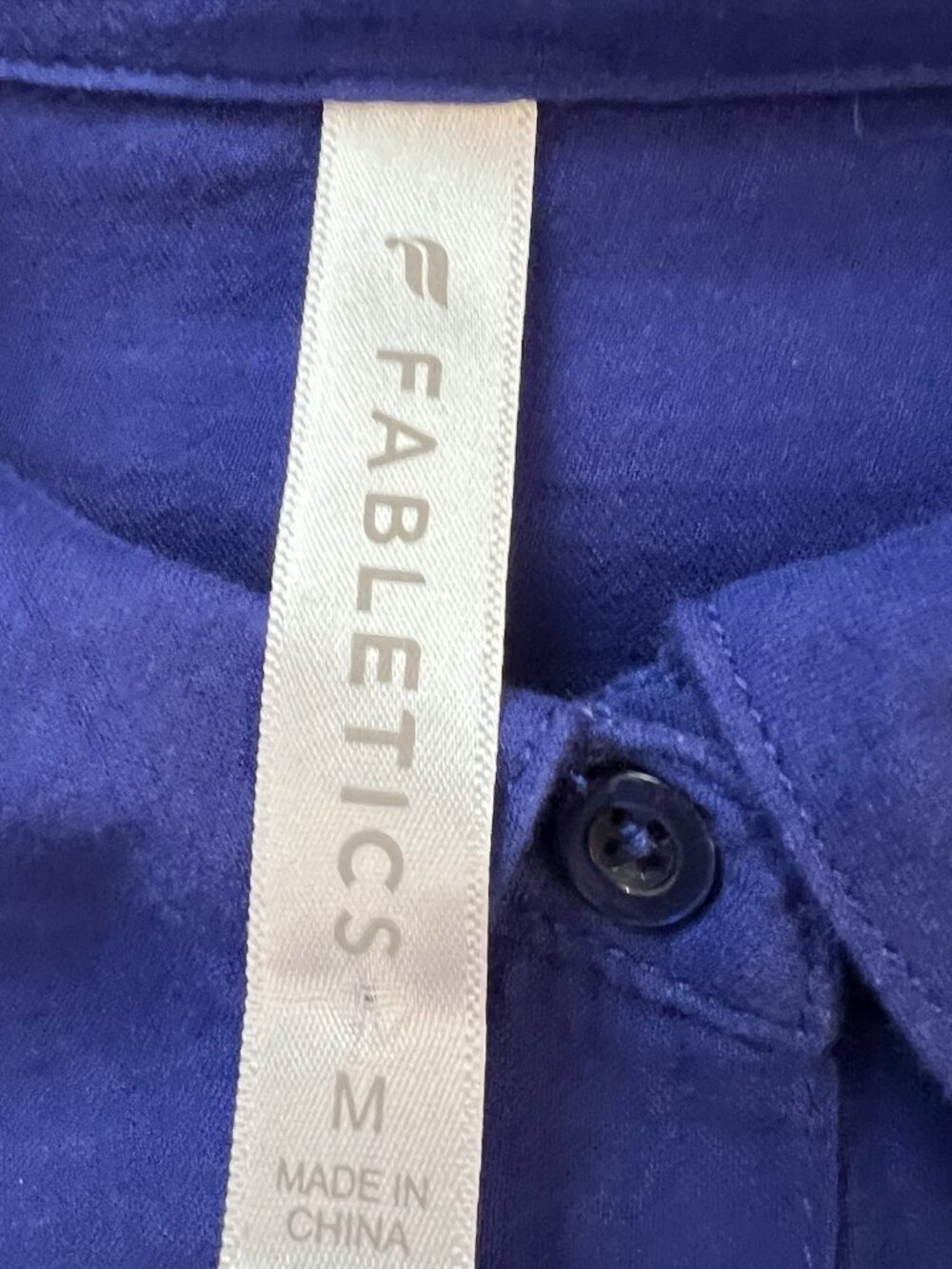 Fabletics Womens Cotton Voile Oversized Shirt Size Medium Button Up Admiral Blue - Picture 4 of 7